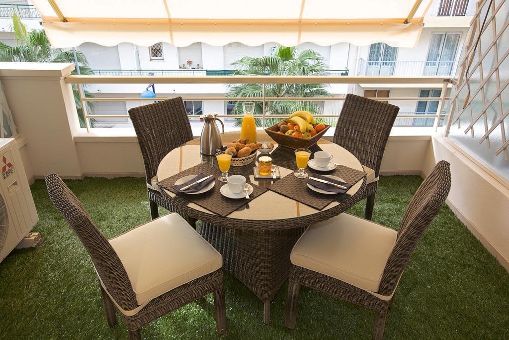 Le California Apartamento Juan-les-Pins Exterior foto
